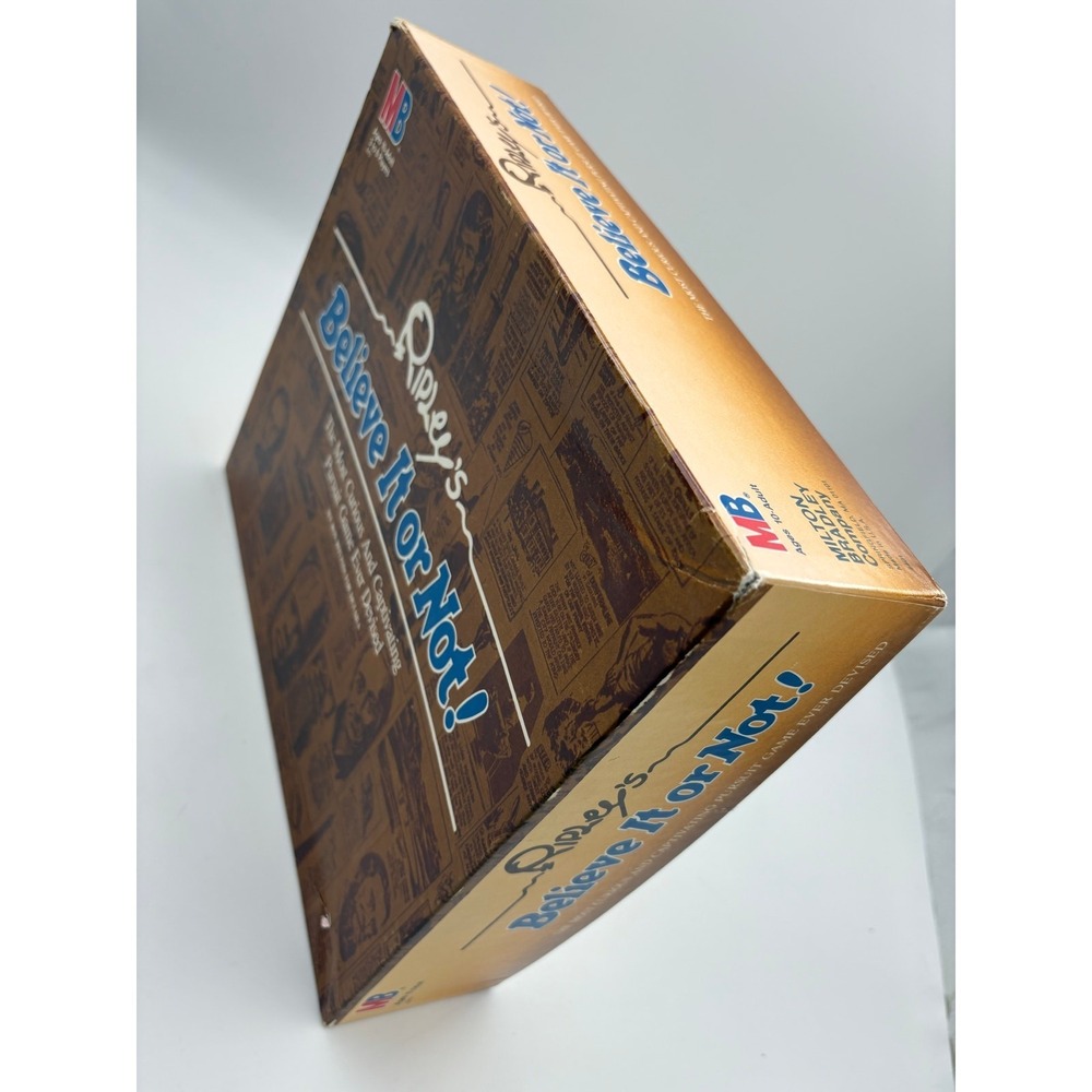 Ripley's Believe It or Not! Vintage 1984 Milton Bradley Trivia Game Complete - Picture 8 of 9